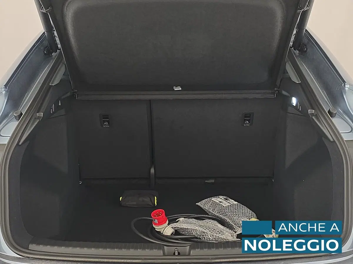 Audi Q4 Sportback usata a Alessandria (9)
