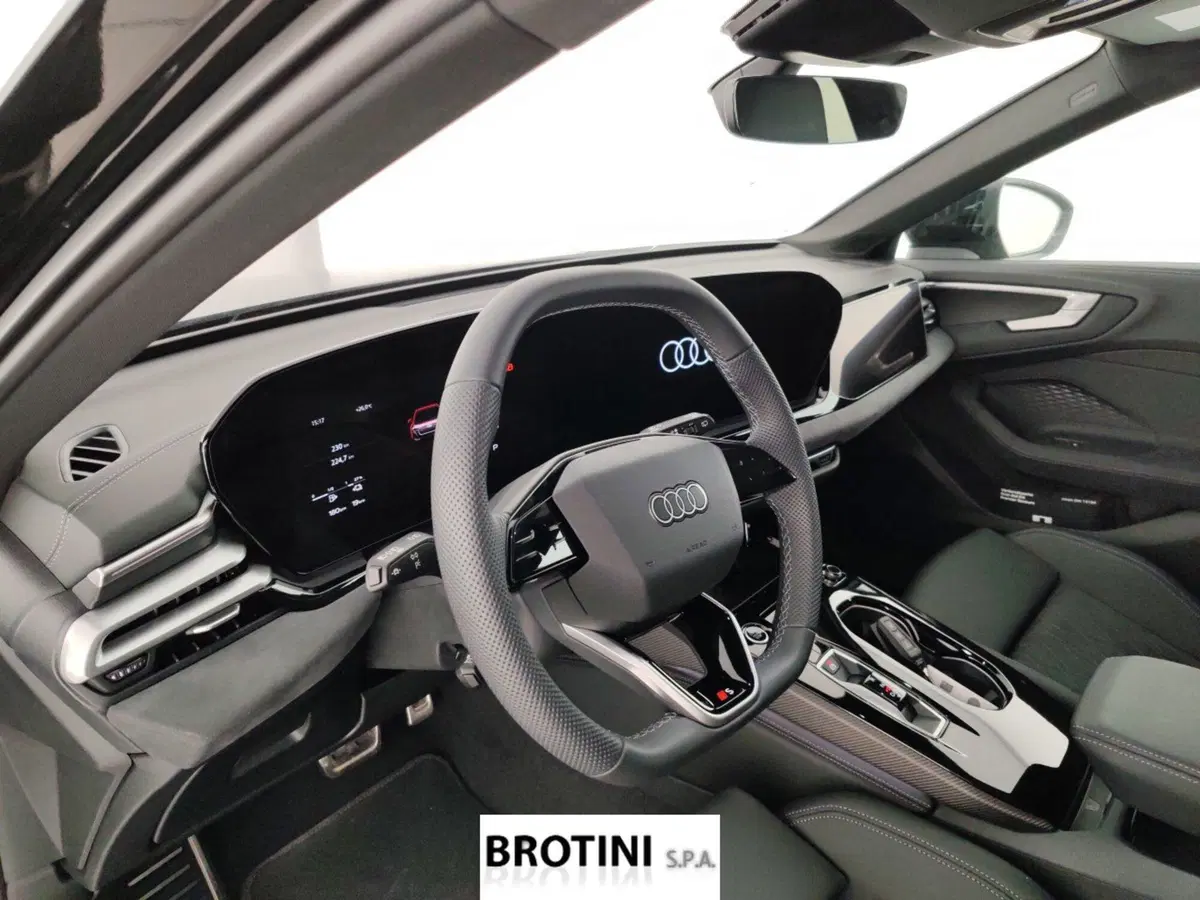 Audi A5 Avant nuova a Massa-Carrara (9)
