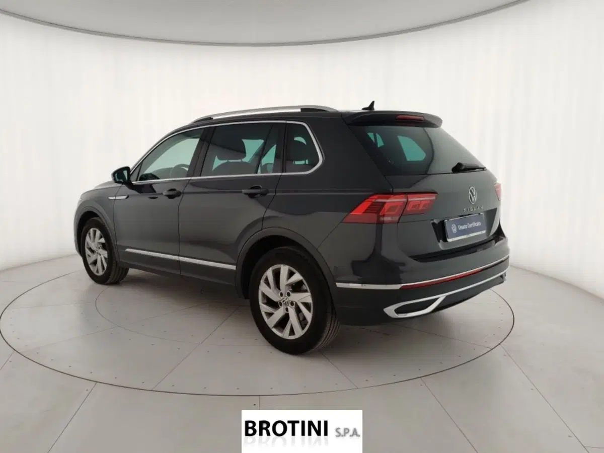 Volkswagen Tiguan usata a Massa-Carrara (2)