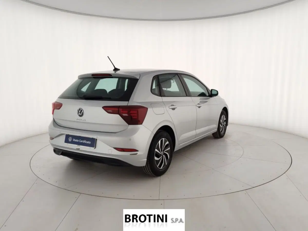 Volkswagen Polo usata a Massa-Carrara (3)