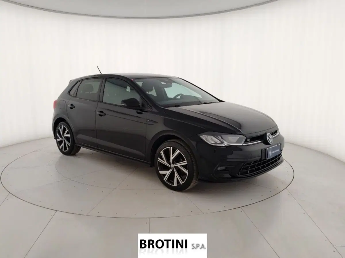 Volkswagen Polo usata a Massa-Carrara (4)