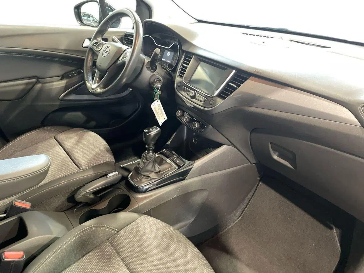 Opel Crossland usata a Salerno (15)