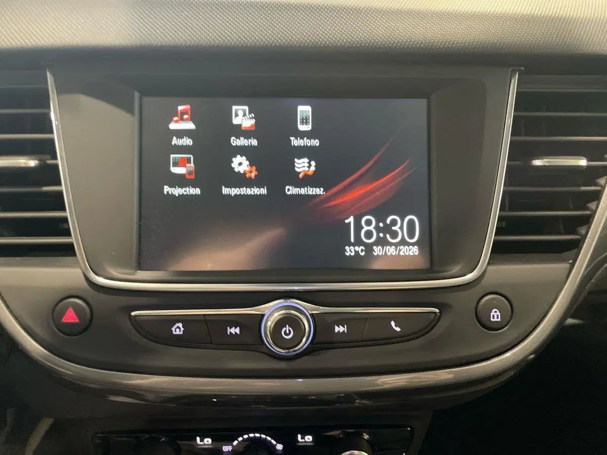 Opel Crossland usata a Salerno (19)