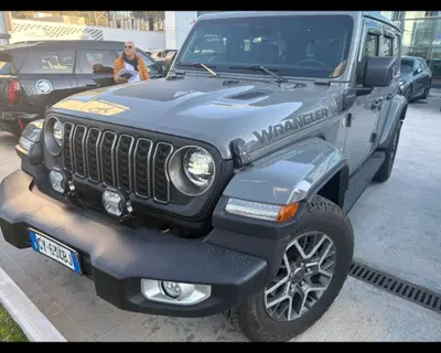 Jeep Wrangler Unlimited 2.0 PHEV ATX 4xe Rubicon del 2023 usata a Pozzuoli