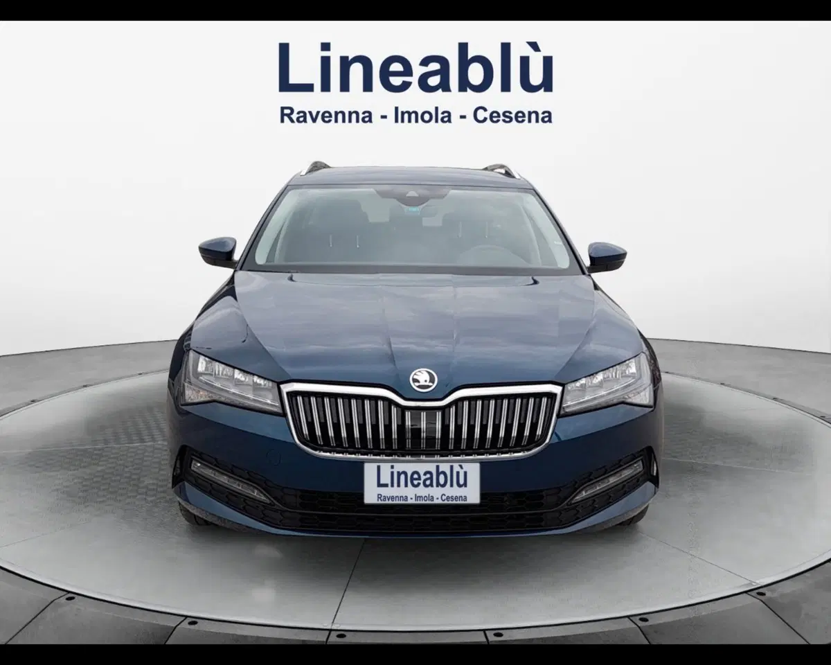 Skoda Superb Station Wagon usata a Bologna (8)