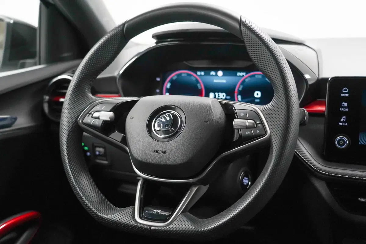Skoda Fabia usata a Varese (12)