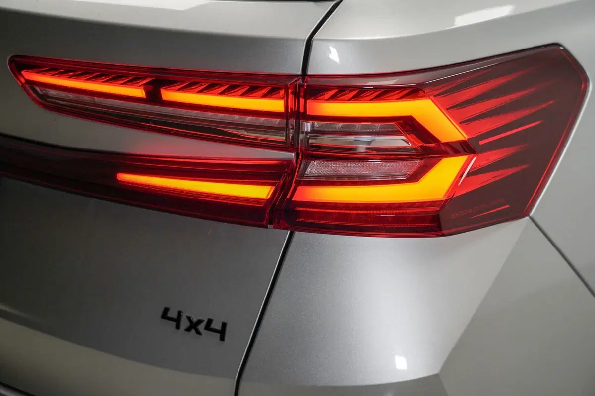 Skoda Kodiaq usata a Varese (9)