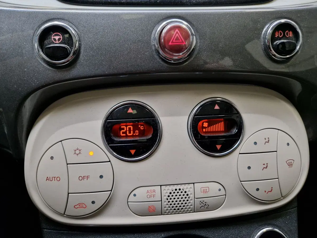 Fiat 500 usata a Varese (11)