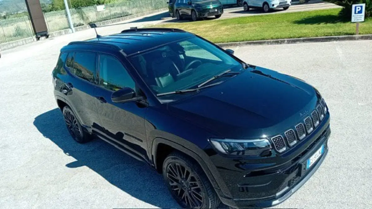 Jeep Compass usata a Benevento (10)