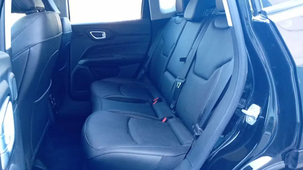 Jeep Compass usata a Benevento (14)