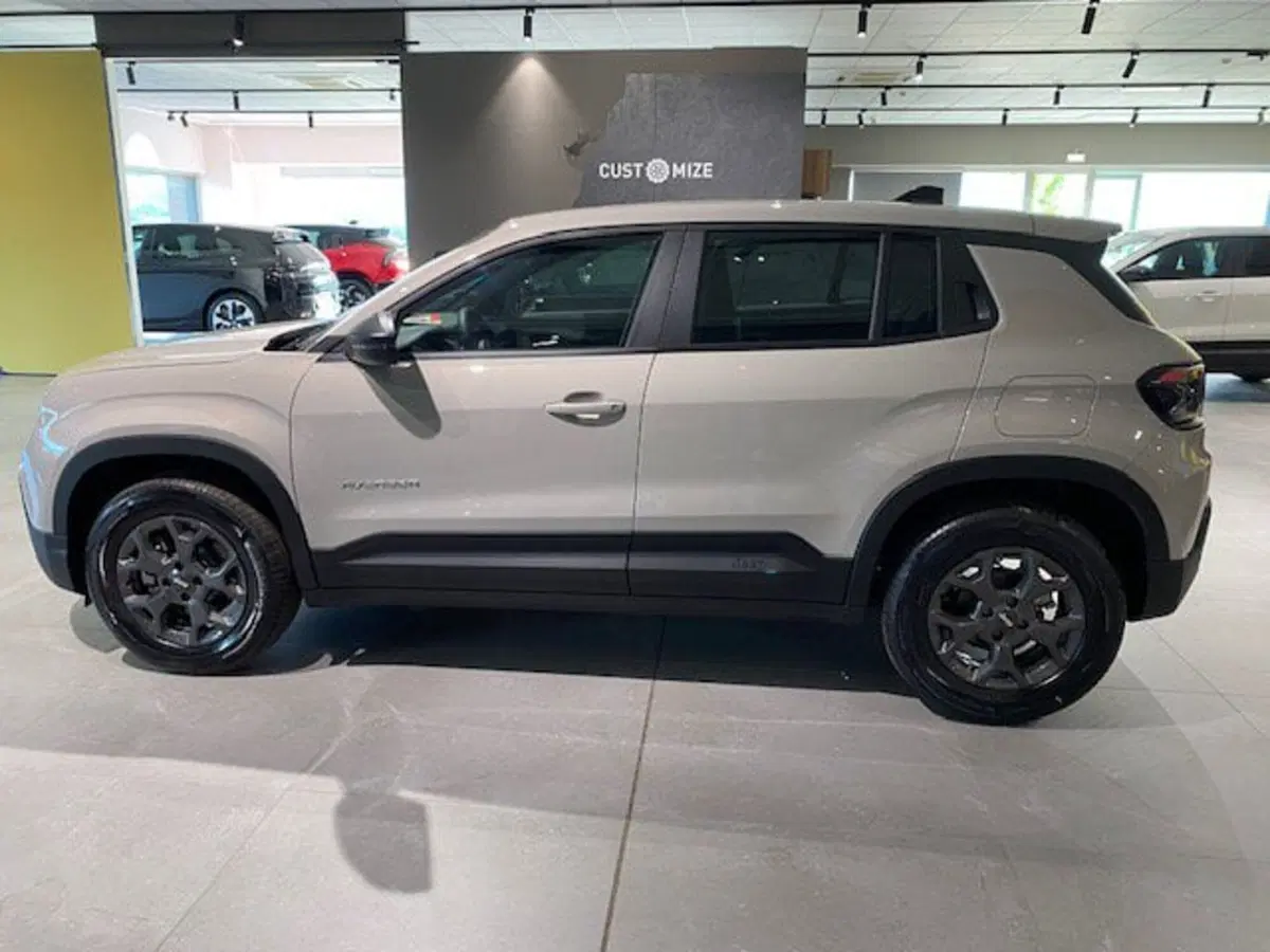 Jeep Avenger nuova a Benevento (2)