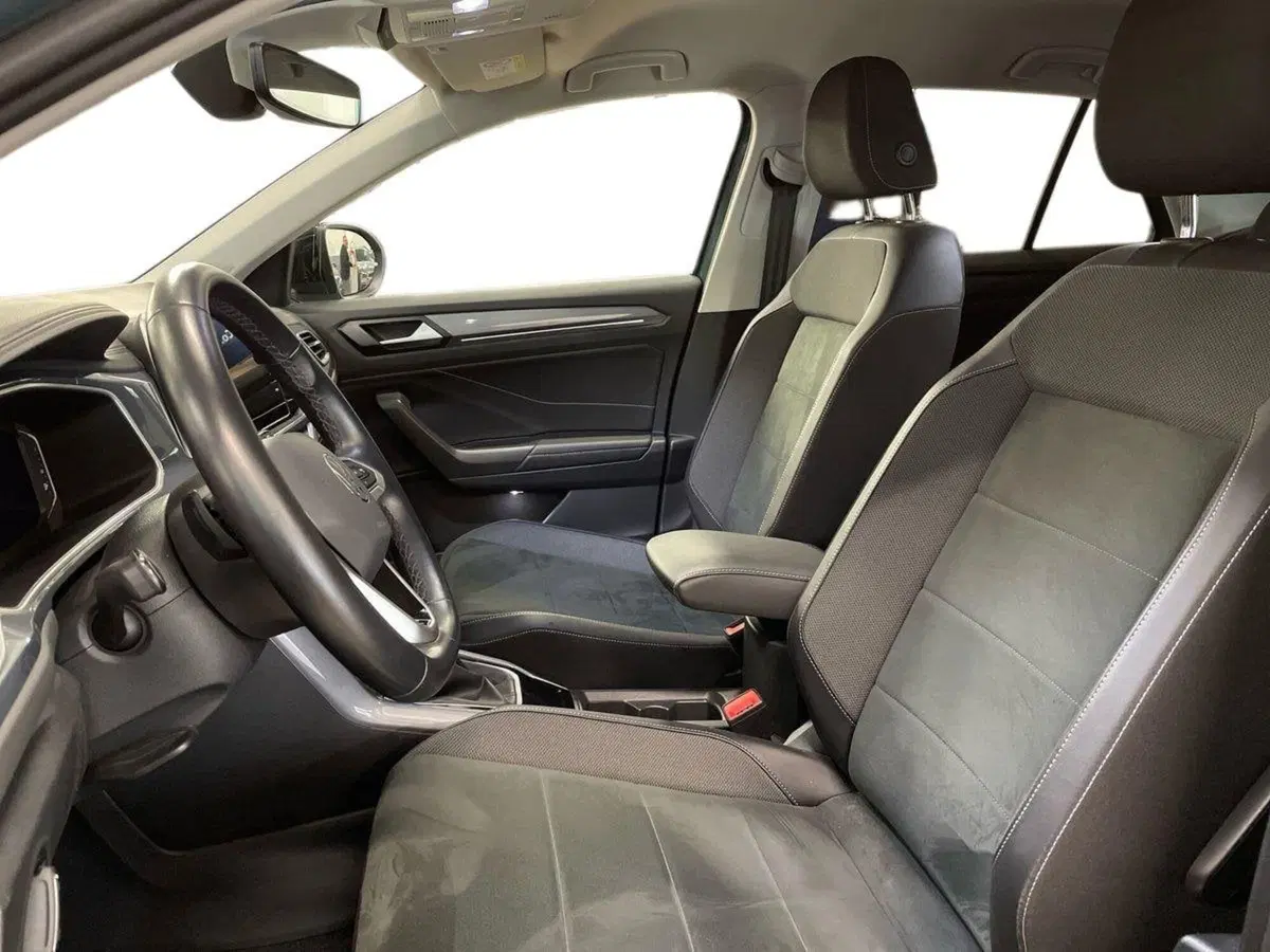 Volkswagen T-Roc usata a Prato (9)