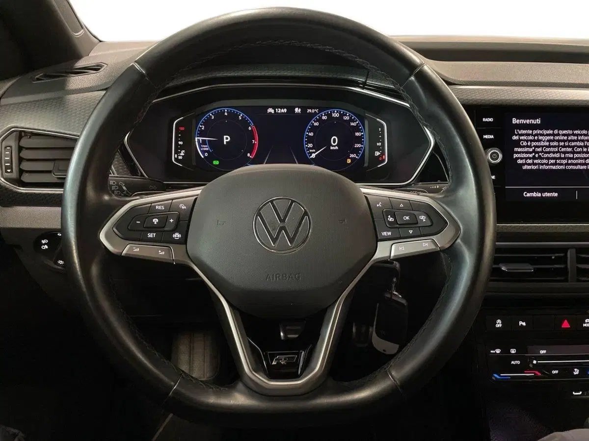 Volkswagen T-Cross usata a Prato (10)