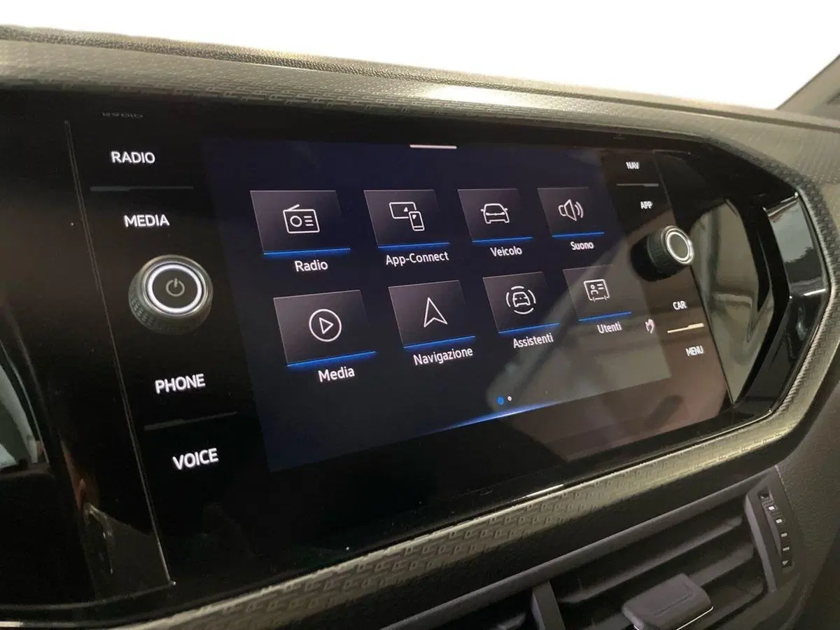 Volkswagen T-Cross usata a Prato (14)