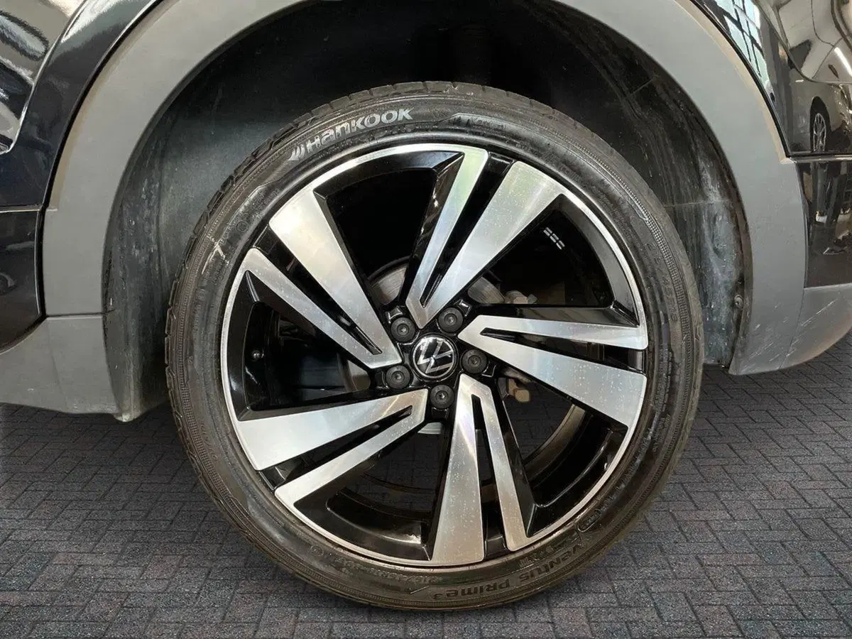 Volkswagen T-Cross usata a Prato (6)