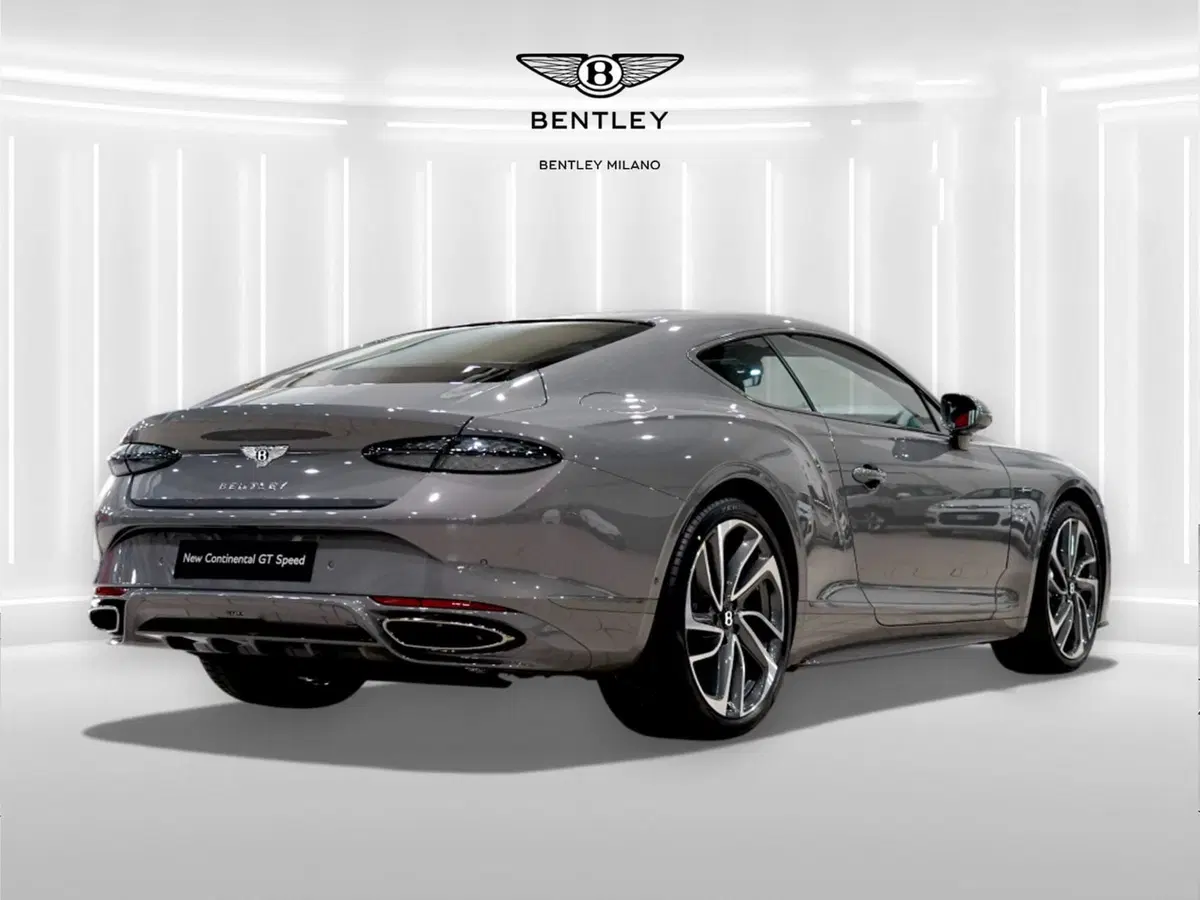 Bentley Continental GT nuova a Milano (7)