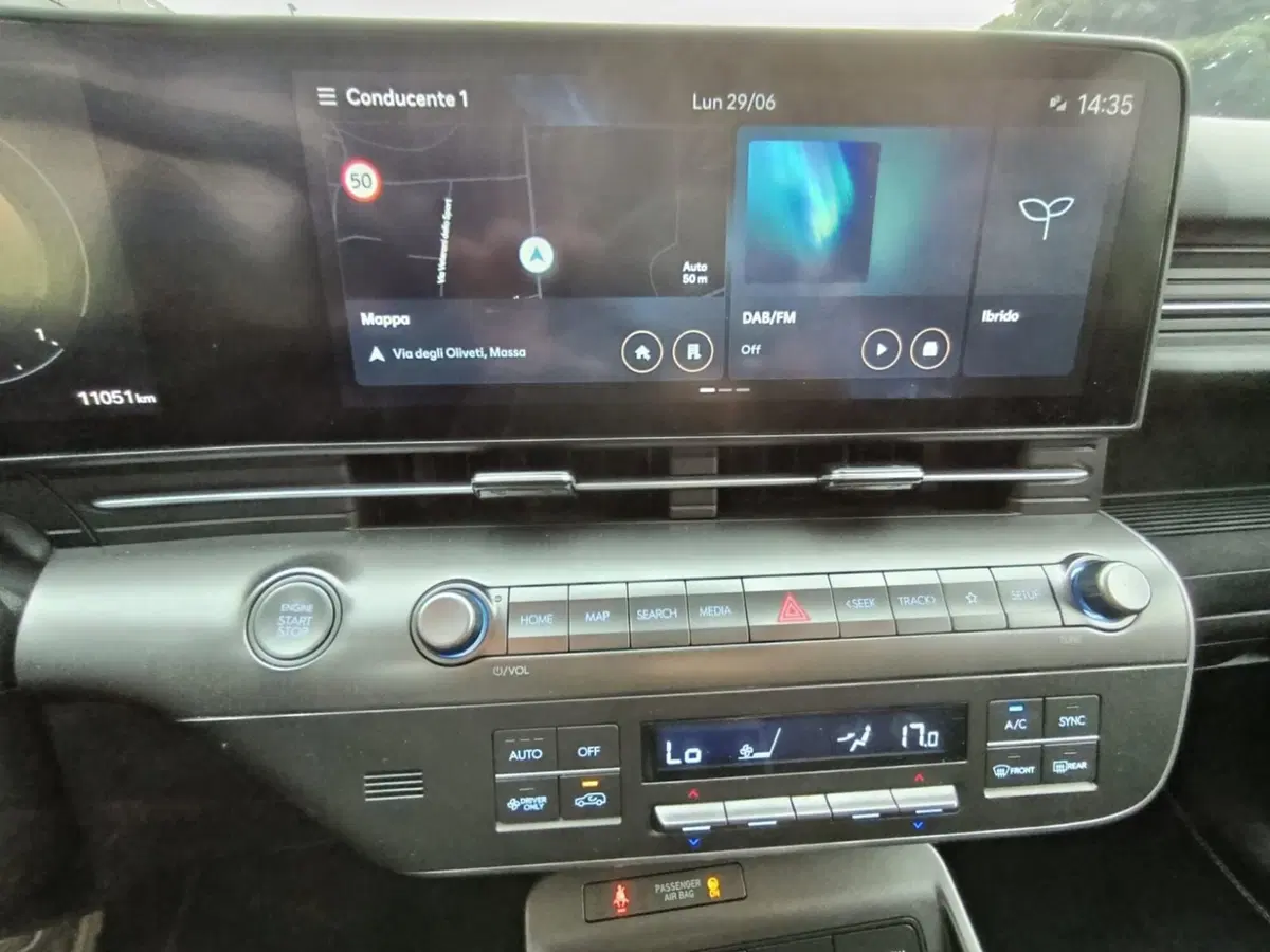 Hyundai Kona usata a Massa-Carrara (14)