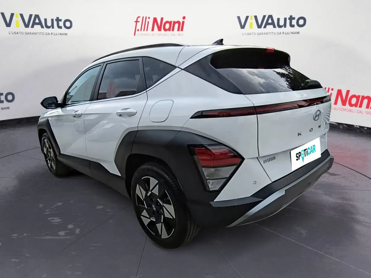Hyundai Kona usata a Massa-Carrara (18)