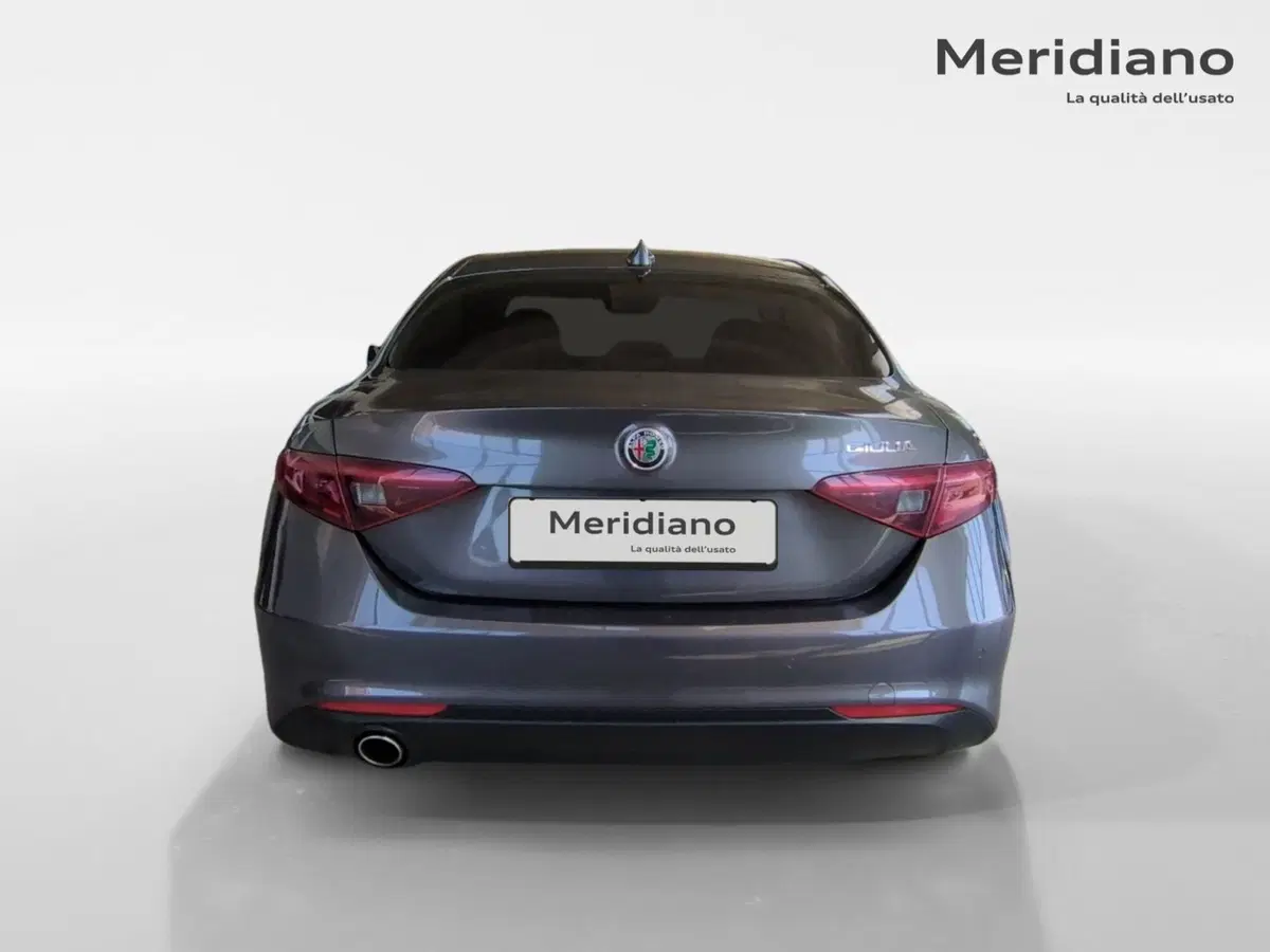 Alfa Romeo Giulia usata a Agrigento (4)