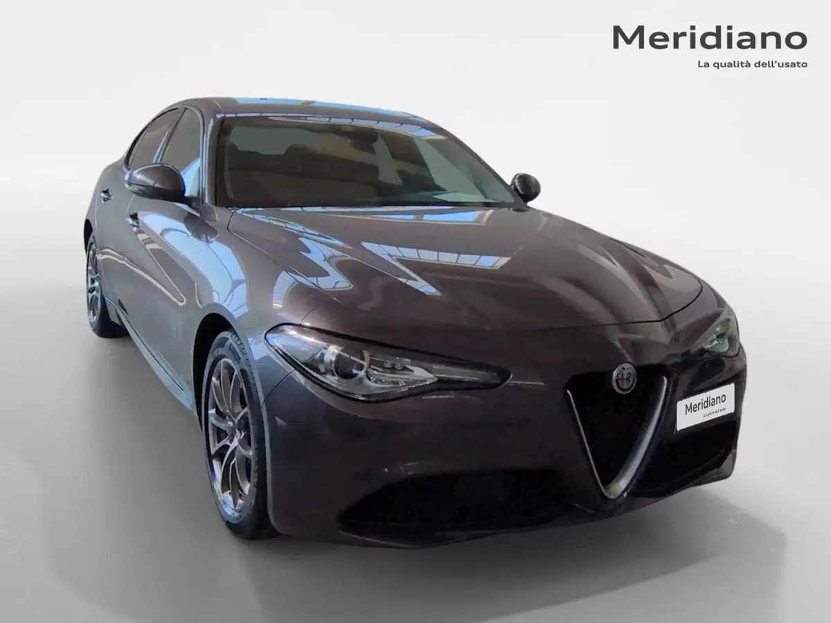 Alfa Romeo Giulia usata a Agrigento (6)