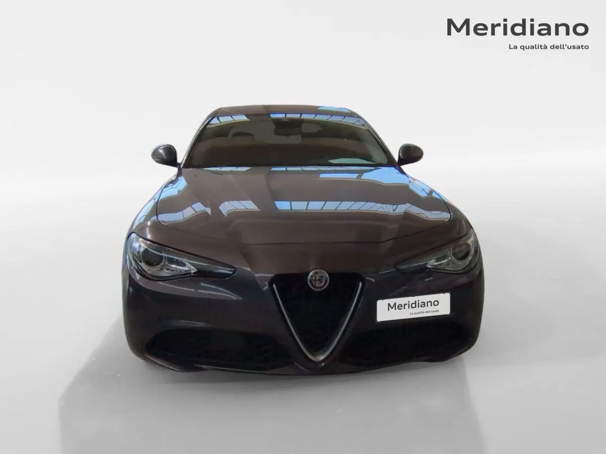 Alfa Romeo Giulia usata a Agrigento (7)