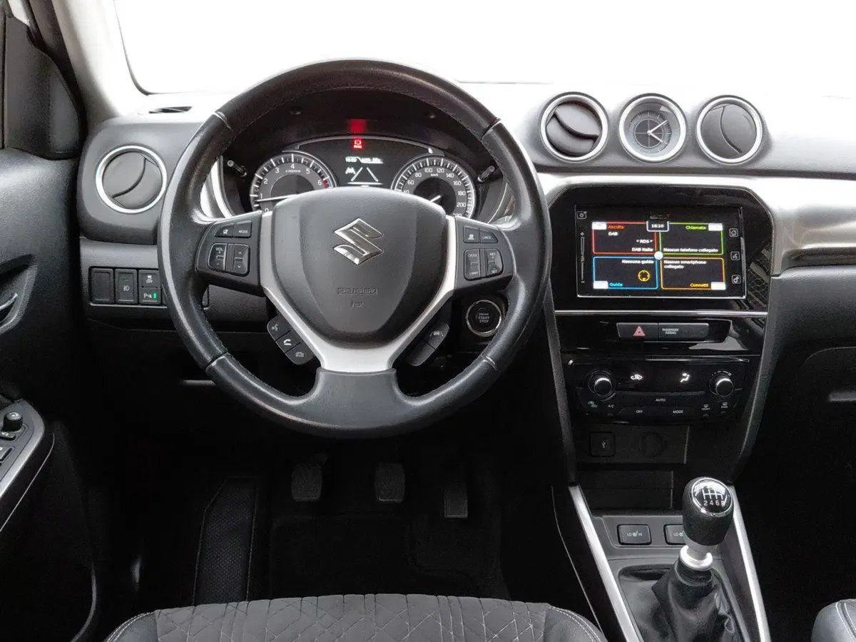 Suzuki Vitara usata a Cagliari (7)