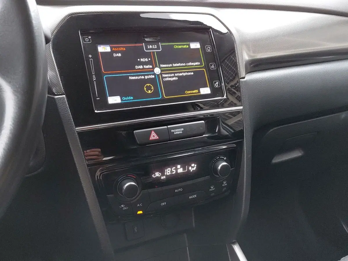 Suzuki Vitara usata a Cagliari (9)
