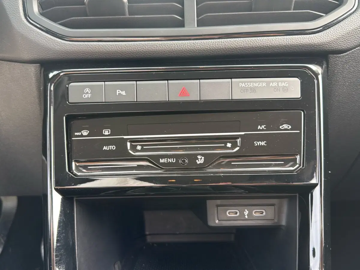 Volkswagen T-Cross usata a Terni (14)