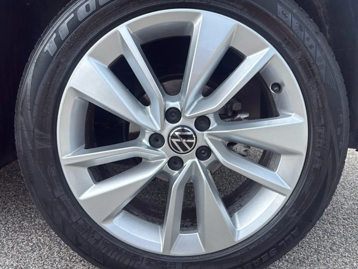 Volkswagen T-Cross usata a Terni (6)