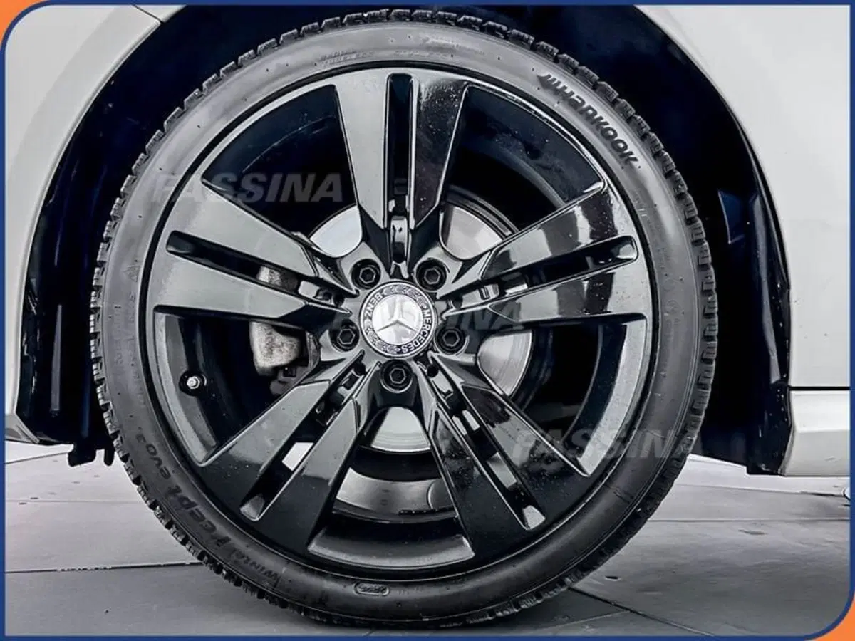 Mercedes-Benz Classe A usata a Milano (7)