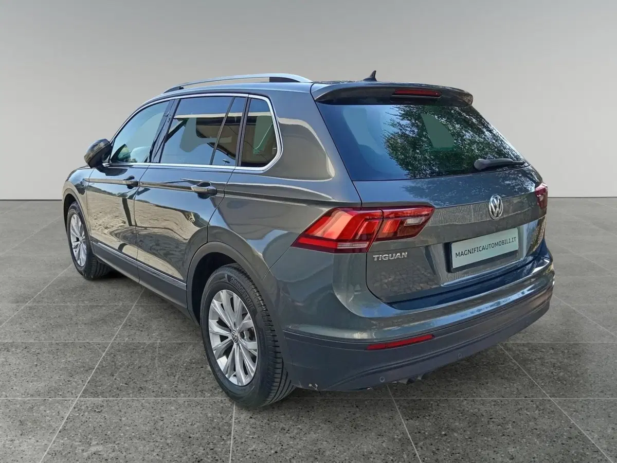 Volkswagen Tiguan usata a Bari (13)