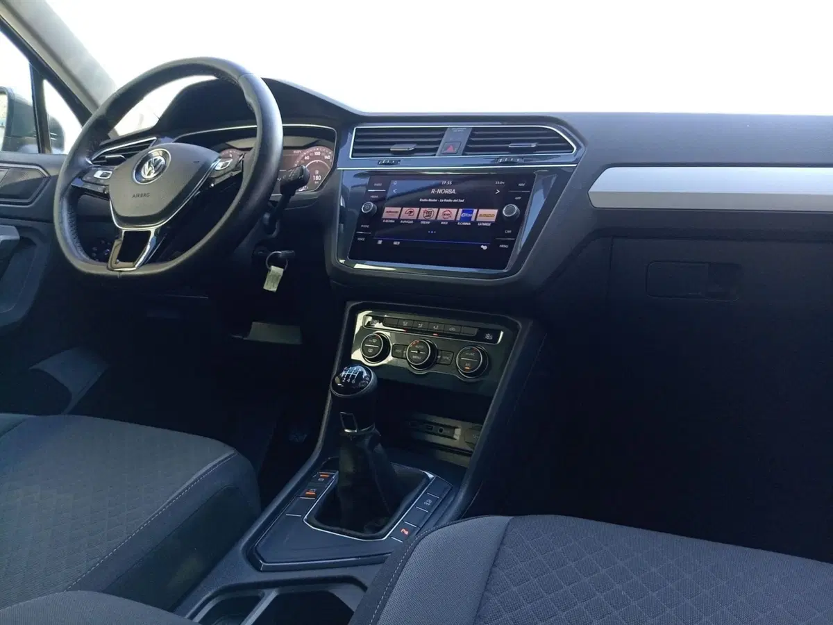 Volkswagen Tiguan usata a Bari (4)
