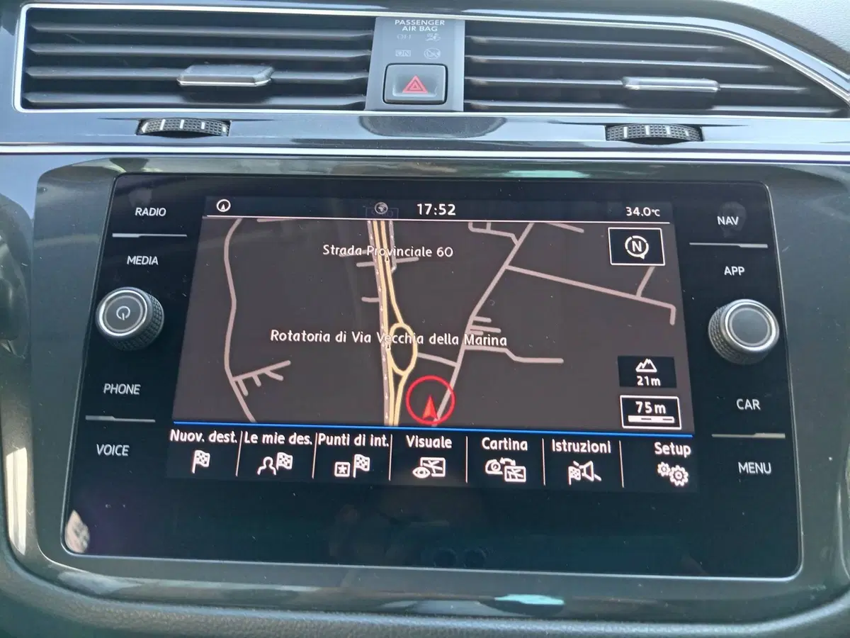 Volkswagen Tiguan usata a Bari (7)