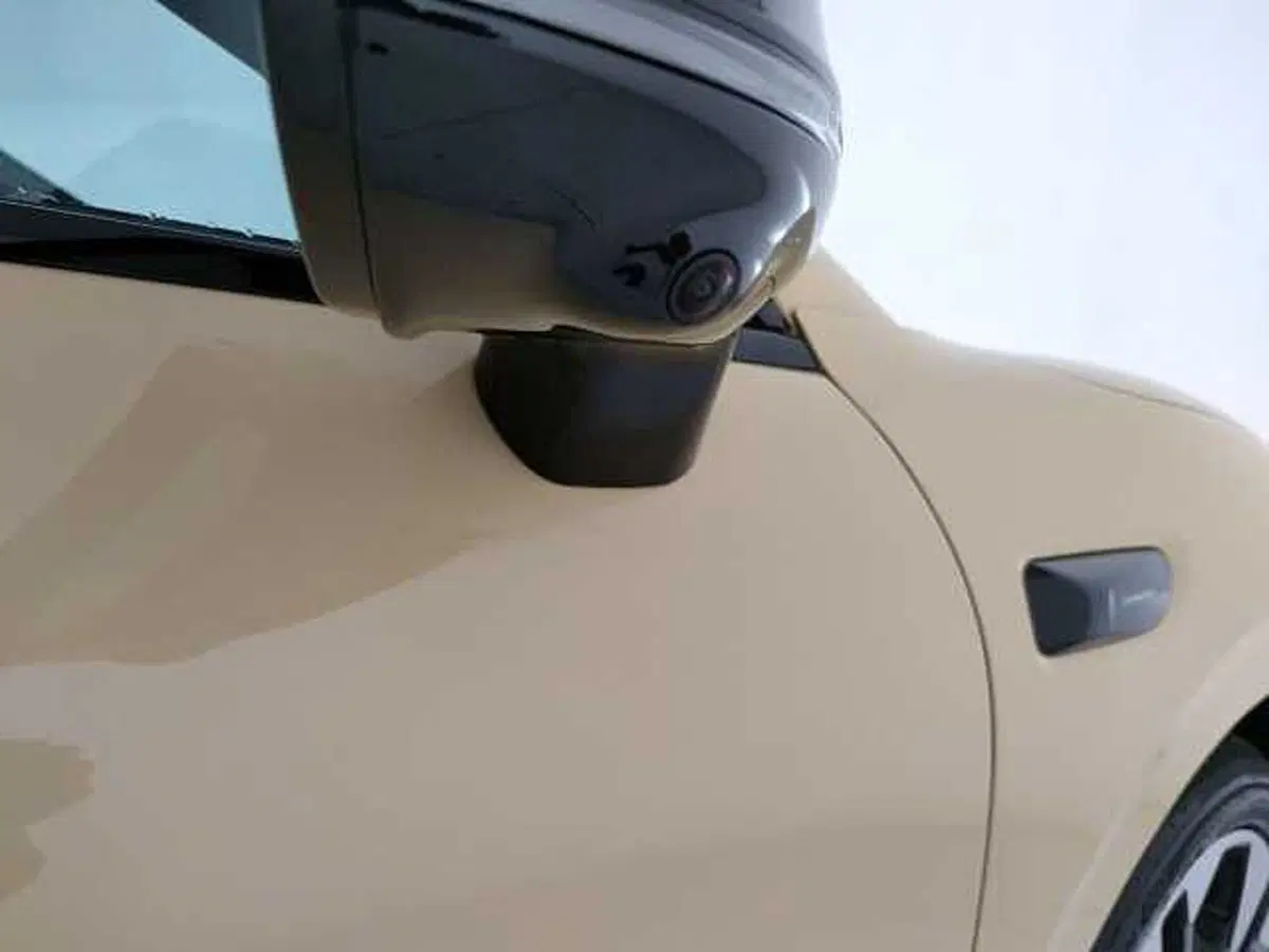 Leapmotor B05 nuova a Caserta (18)