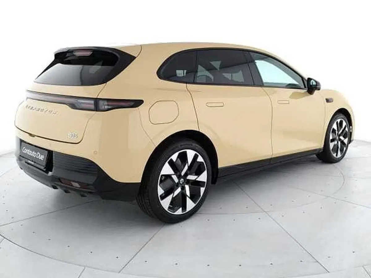Leapmotor B05 nuova a Caserta (5)