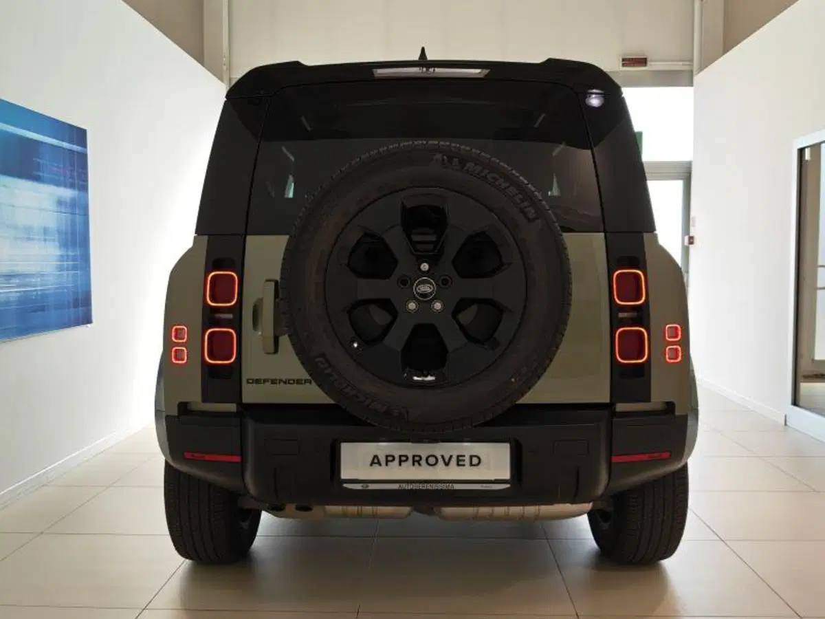 Land Rover Defender usata a Venezia (5)