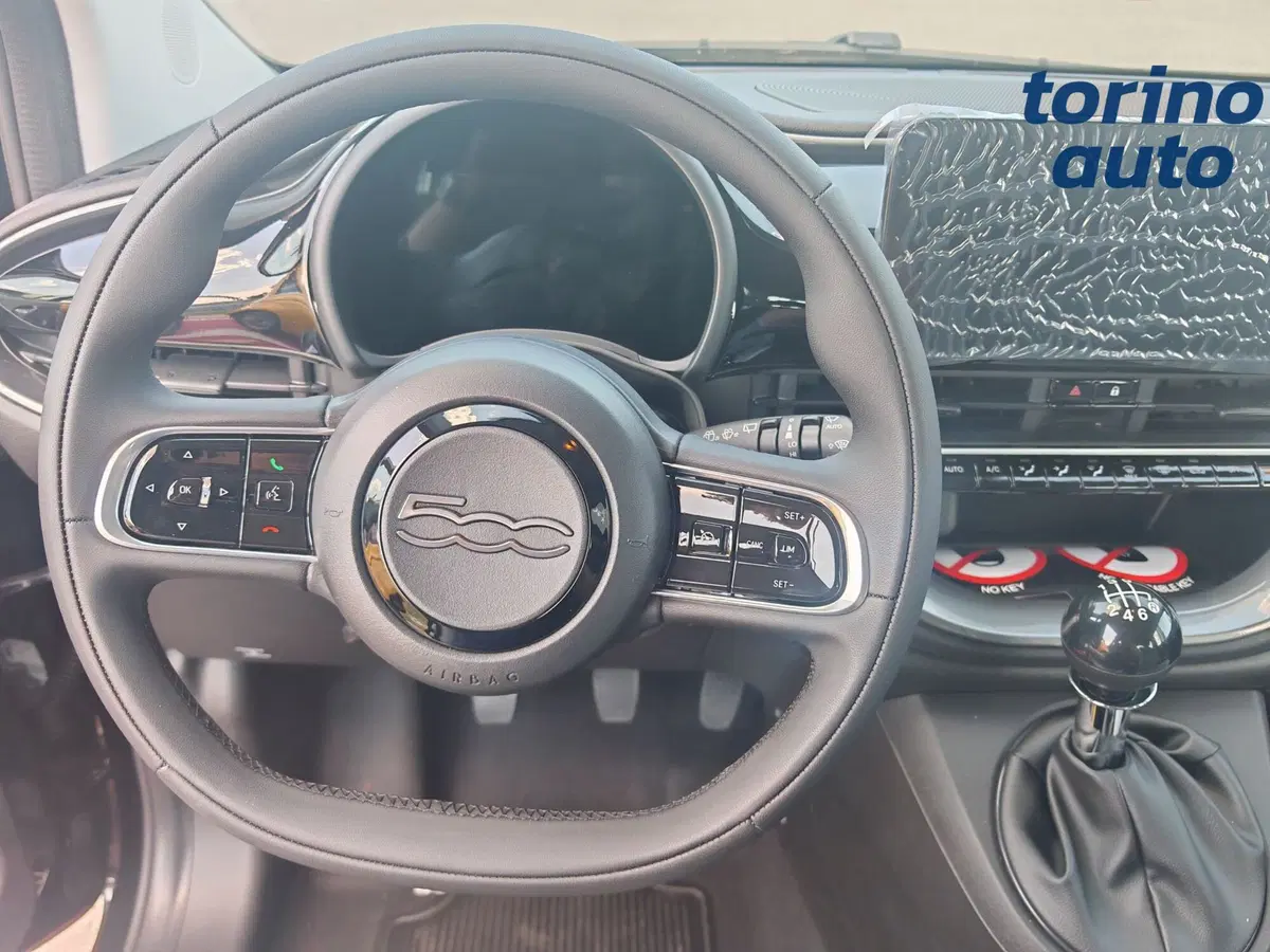 Fiat 500 nuova a Torino (9)