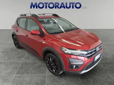 Dacia Sandero Stepway 1.0 TCe 90 CV Comfort del 2022 usata a Arezzo