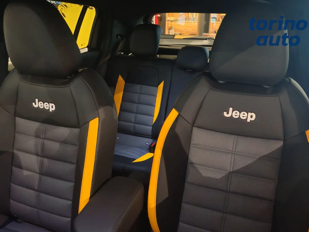 Jeep Avenger nuova a Torino (10)