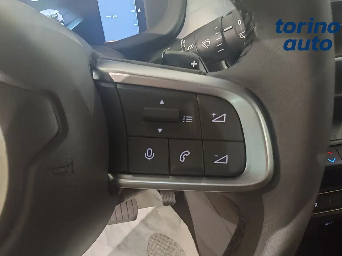 Jeep Avenger nuova a Torino (19)