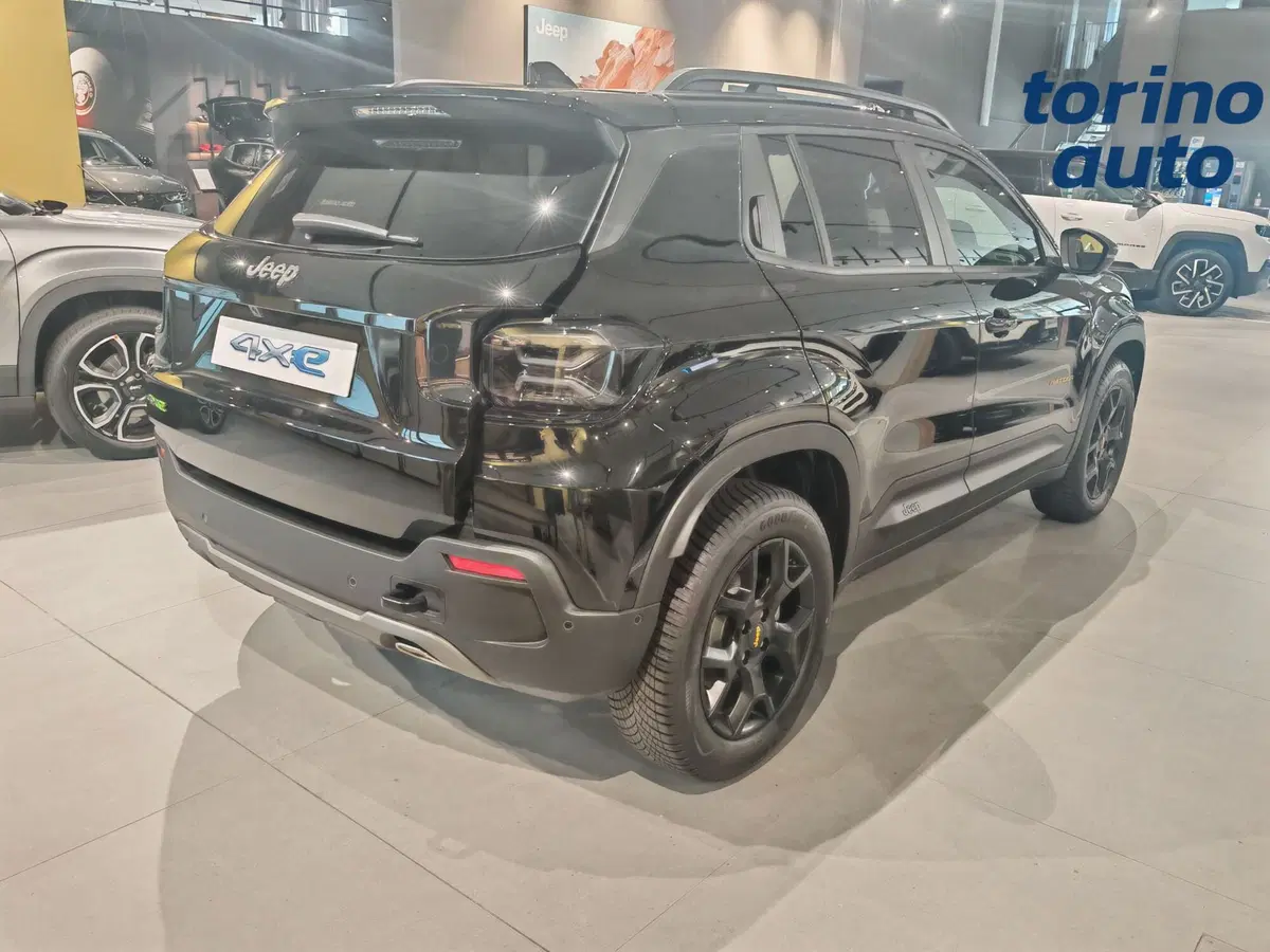 Jeep Avenger nuova a Torino (7)