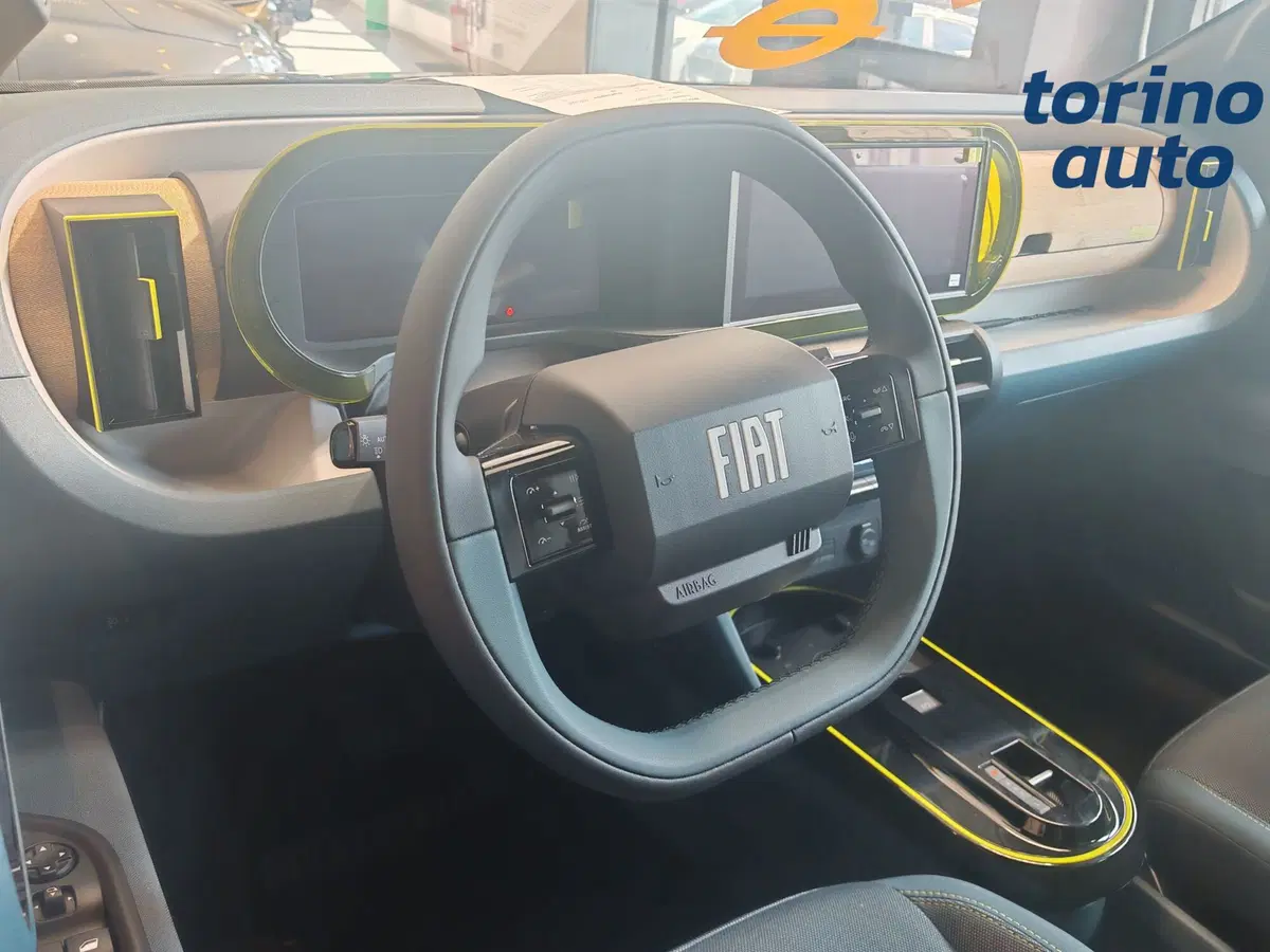 Fiat Grande Panda nuova a Torino (8)