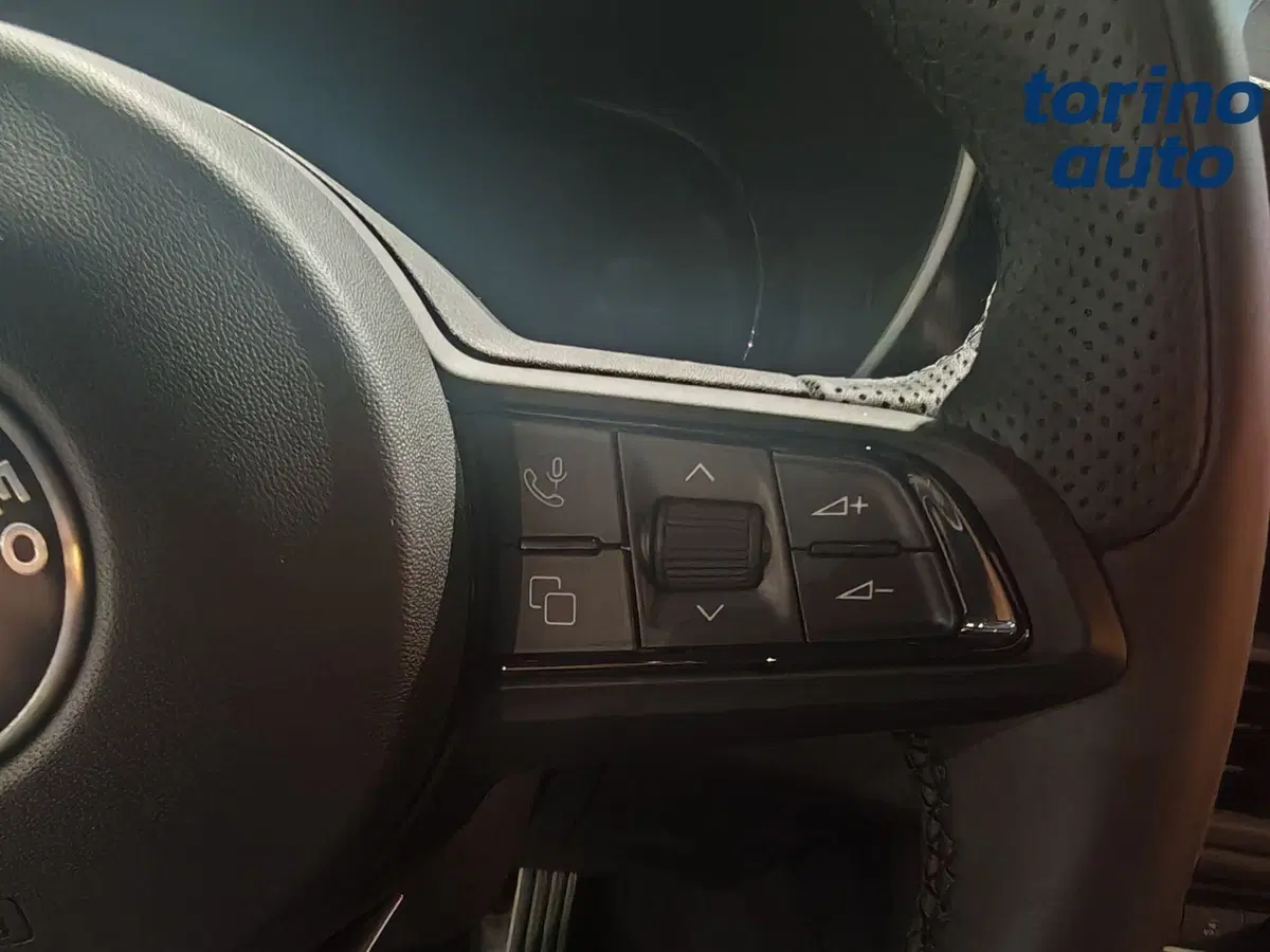 Alfa Romeo Giulia nuova a Torino (15)