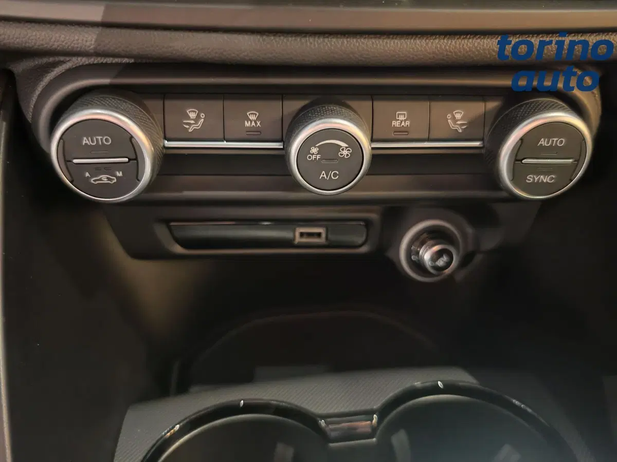 Alfa Romeo Giulia nuova a Torino (16)