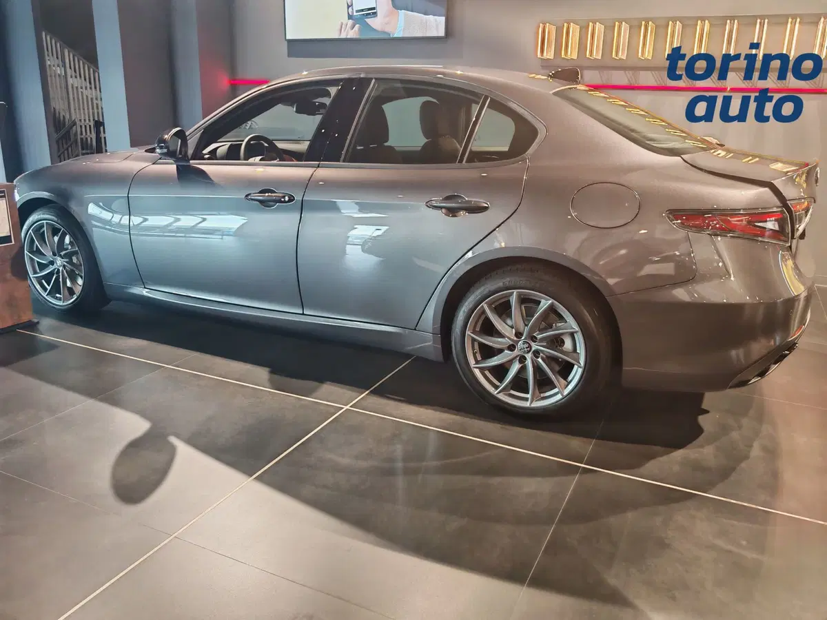 Alfa Romeo Giulia nuova a Torino (3)