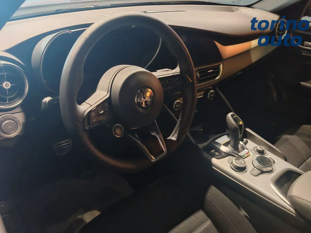Alfa Romeo Giulia nuova a Torino (7)