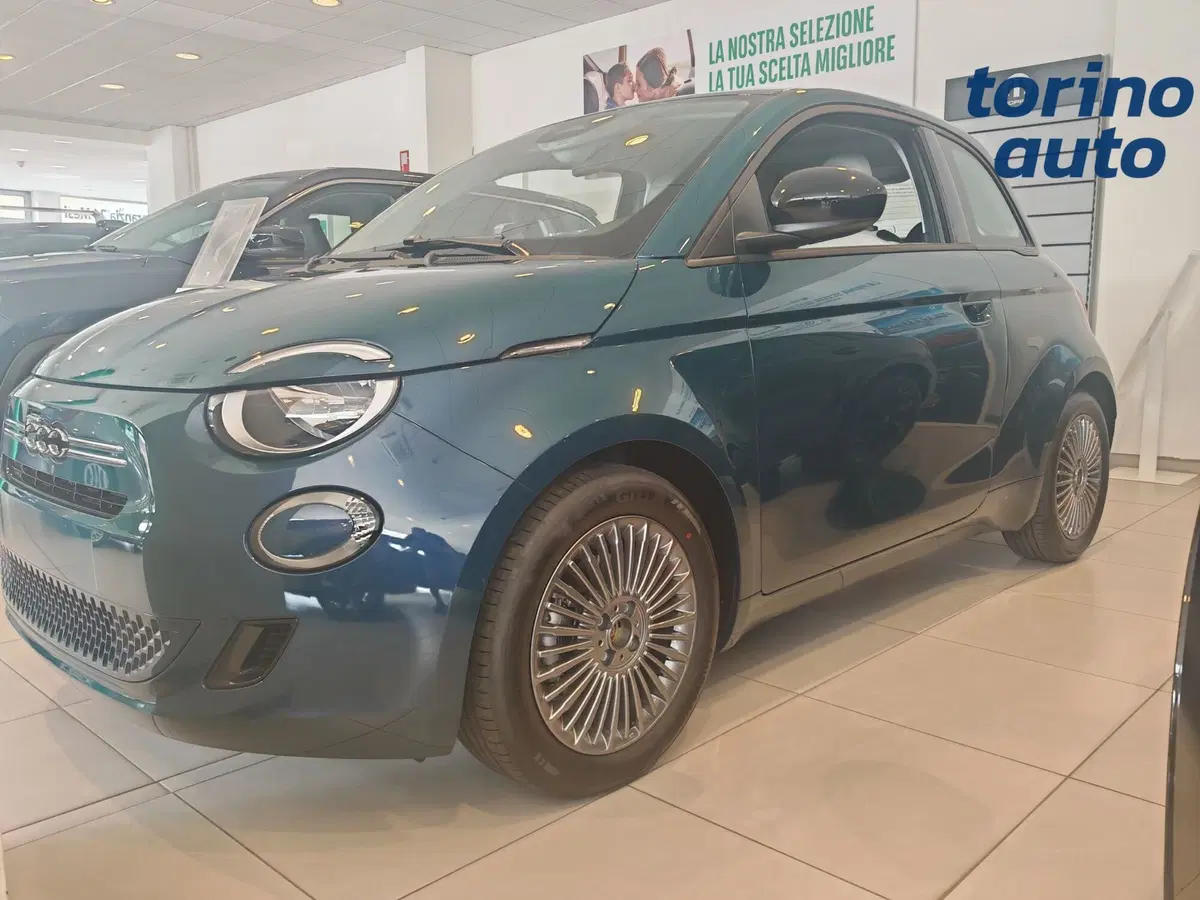 Fiat 500 nuova a Torino (2)
