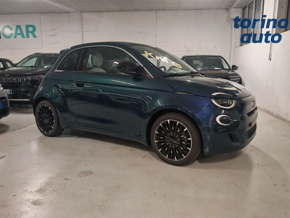 Fiat 500 nuova a Torino (2)