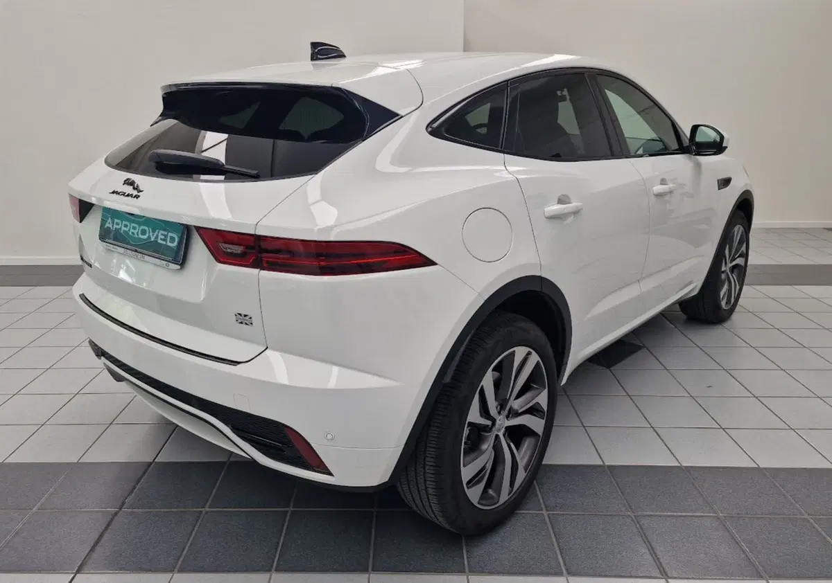 Jaguar E-Pace usata a Verbano Cusio Ossola (2)