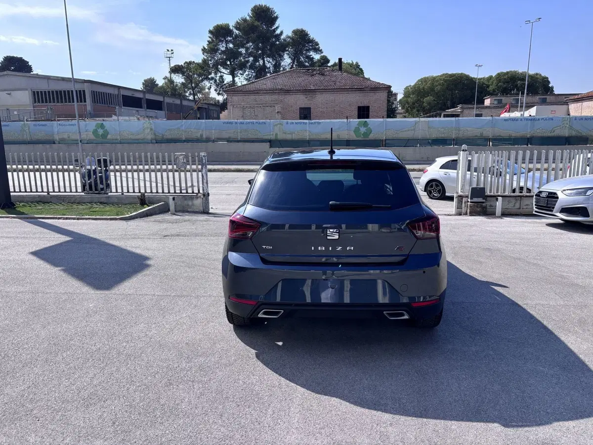 SEAT Ibiza usata a Ancona (6)